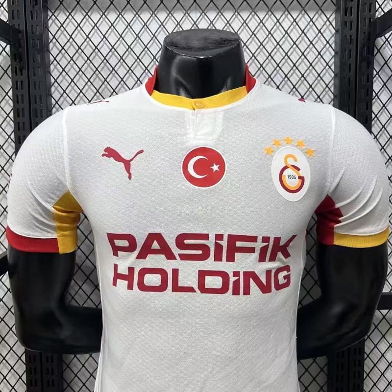 Galatasaray Visitante Versión Jugador 2026/27 (Blanca) 9