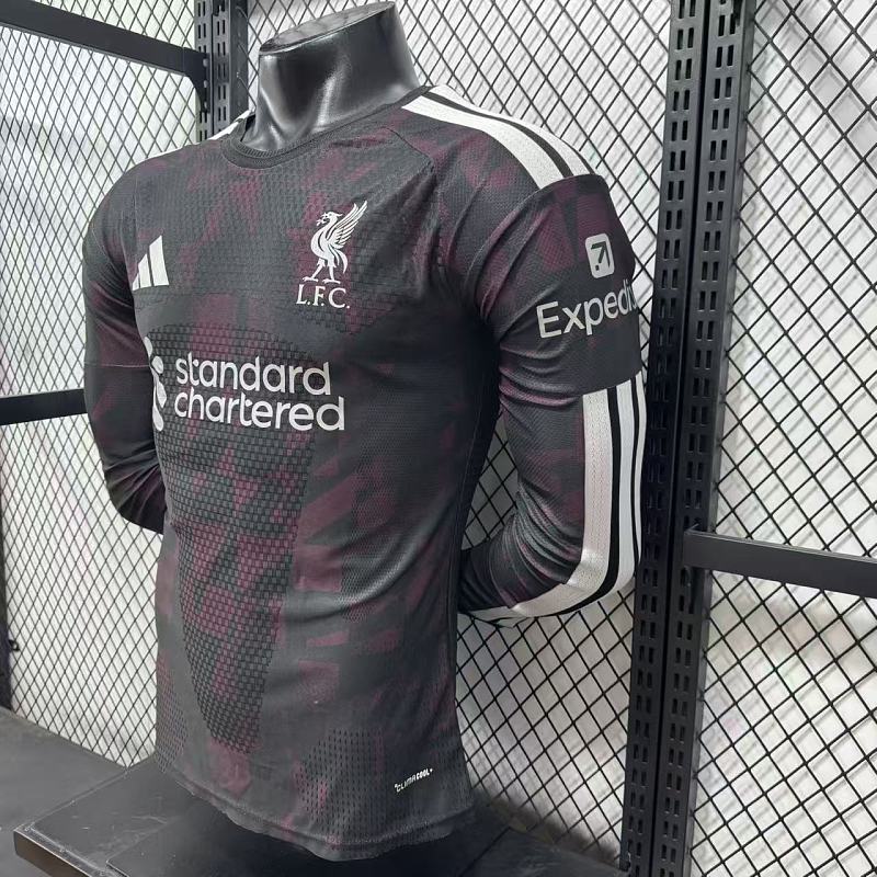Liverpool Tercera Versión Jugador 2026/27 (Negra, Manga Larga) 6