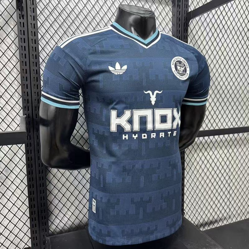 Newcastle United Visitante Versión Jugador 2026/27 (Azul Marino) 7