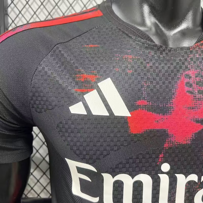 Benfica Tercera Versión Jugador 2026/27 (Negra) 4