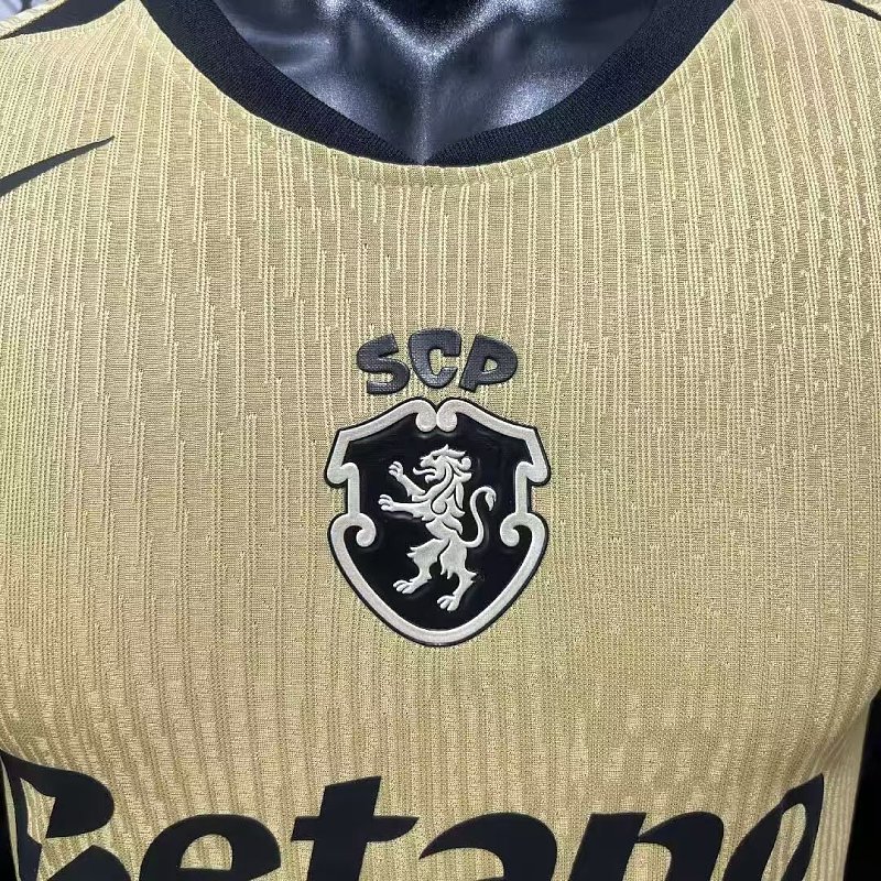 Sporting CP Visitante Versión Jugador 2026/27 (Amarilla) 5