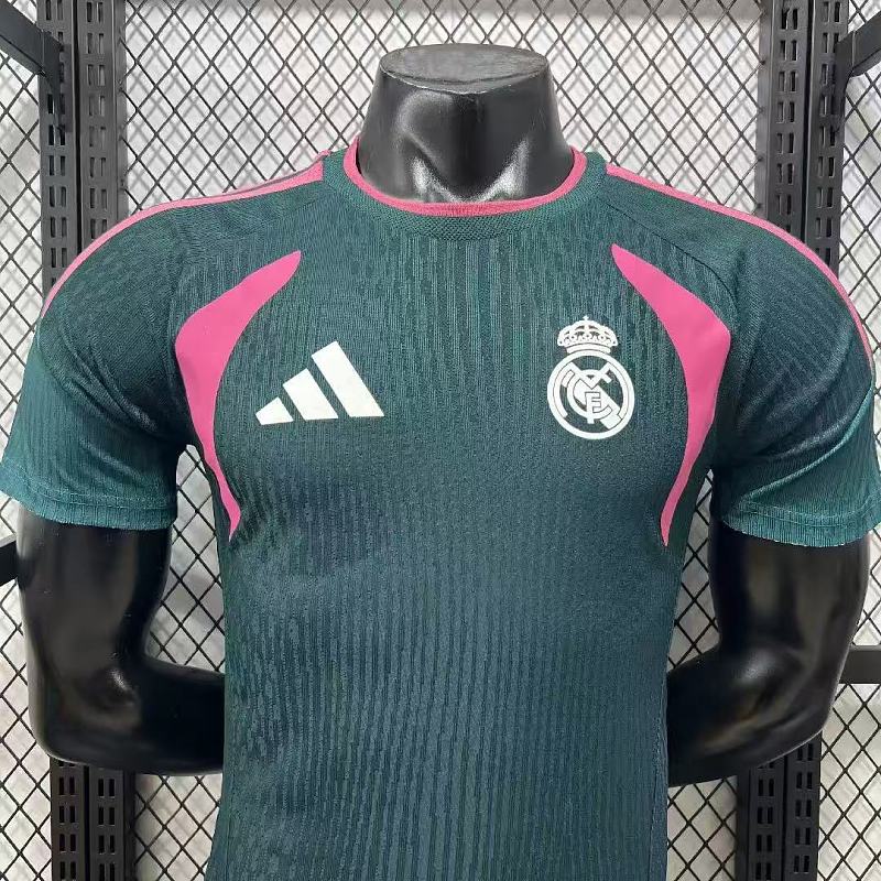 Real Madrid Camiseta de Entrenamiento Versión Jugador 2026/27 (Verde) 7