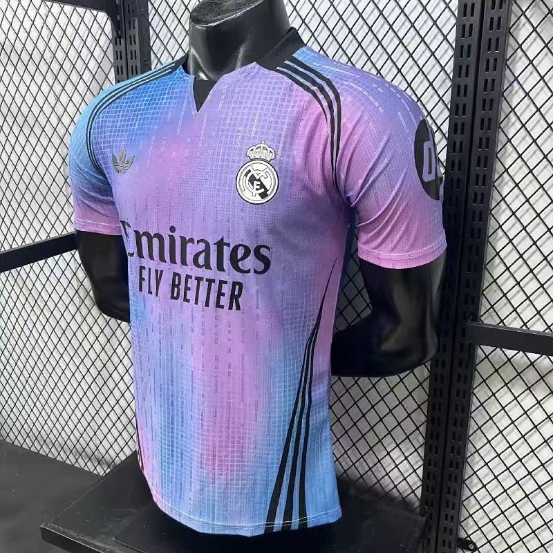 Real Madrid Edición Especial Versión Jugador 2026/27 (Azul) 3