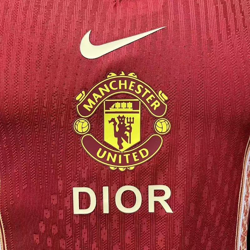 Manchester United Edición Especial Versión Jugador 2026/27 (Granate) 6