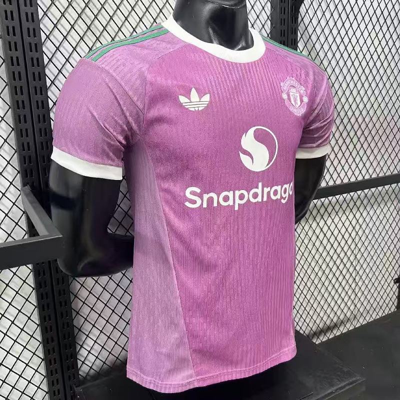 Manchester United Portero Versión Jugador 2026/27 (Morada) 4