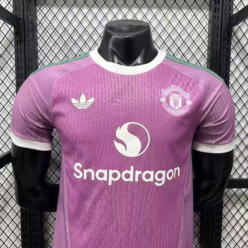 Manchester United Portero Versión Jugador 2026/27 (Morada) 6